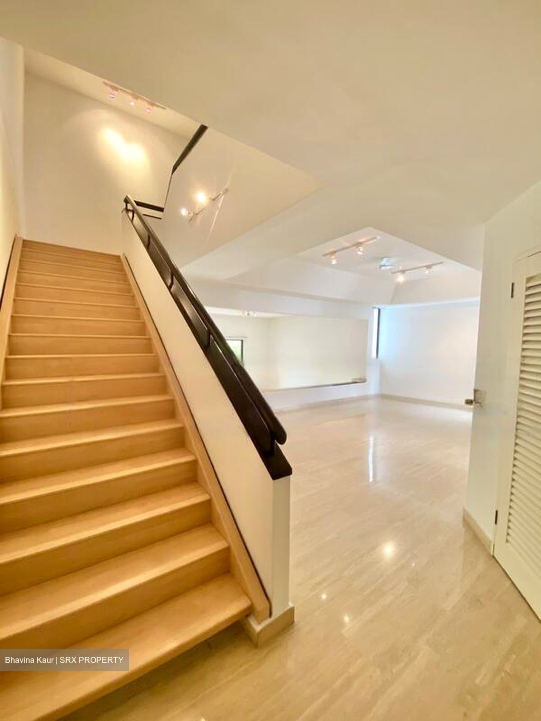 Villa Delle Rose (D10), Condominium #486596681